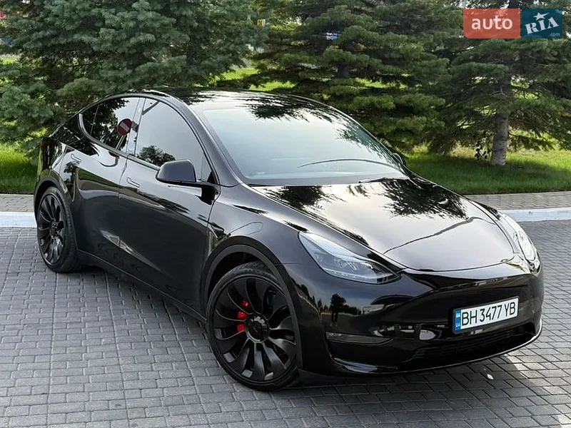 Tesla Model Y 2023