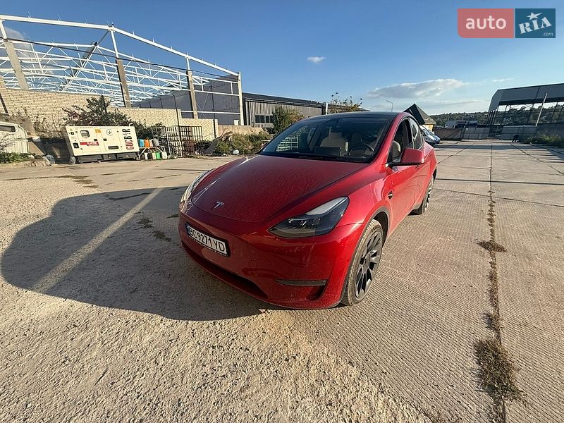 Позашляховик / Кросовер Tesla Model Y 2023 в Львові фото 2 Позашляховик / Кросовер Tesla Model Y 2023 в Львові