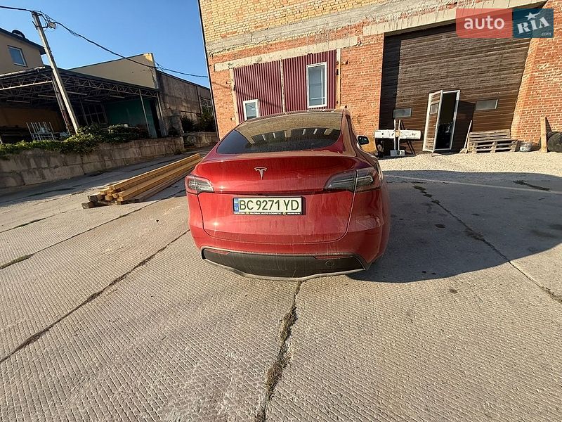 Позашляховик / Кросовер Tesla Model Y 2023 в Львові фото 7 Позашляховик / Кросовер Tesla Model Y 2023 в Львові