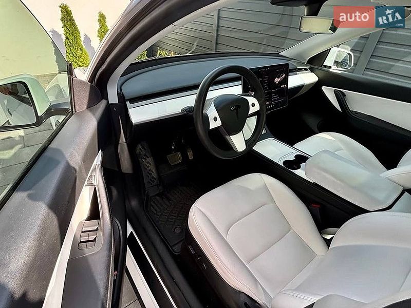 Внедорожник / Кроссовер Tesla Model Y 2021 в Белой Церкви