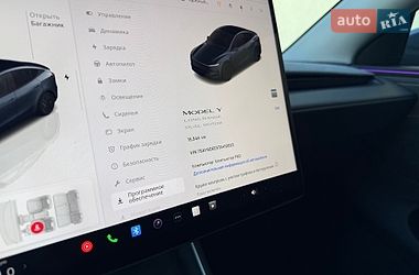 Позашляховик / Кросовер Tesla Model Y 2025 в Львові