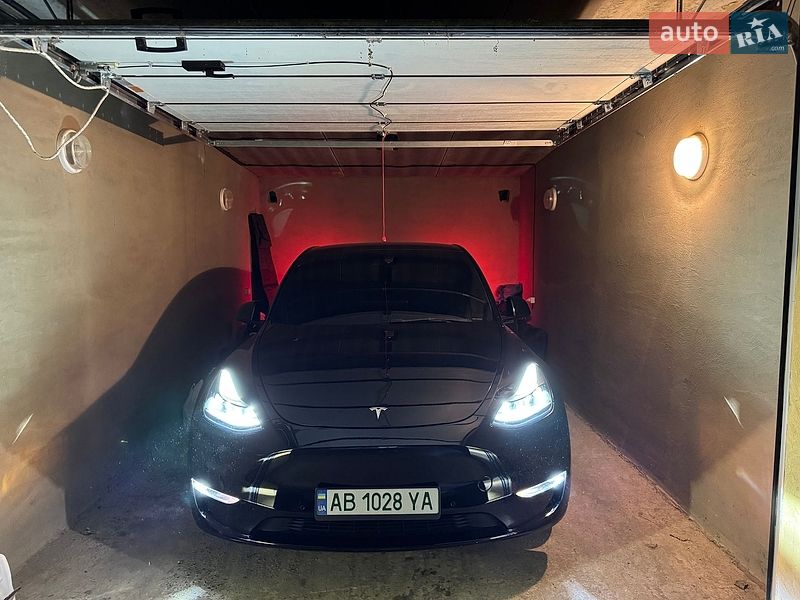 Позашляховик / Кросовер Tesla Model Y 2022 в Вінниці