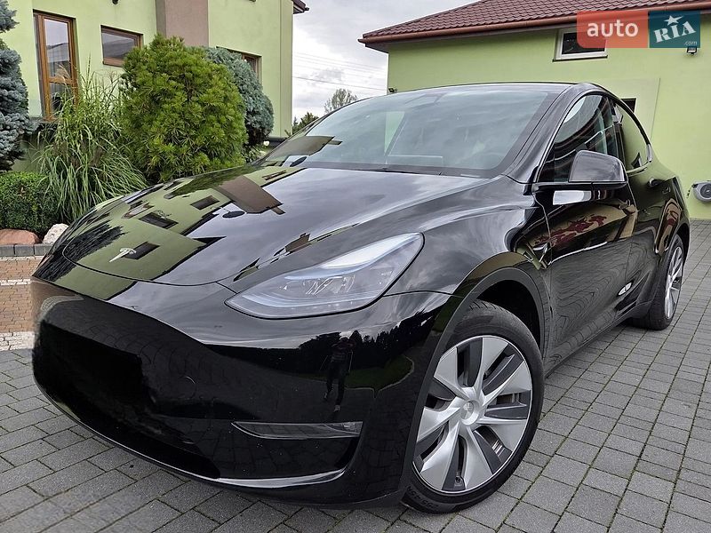 Позашляховик / Кросовер Tesla Model Y 2023 в Вінниці
