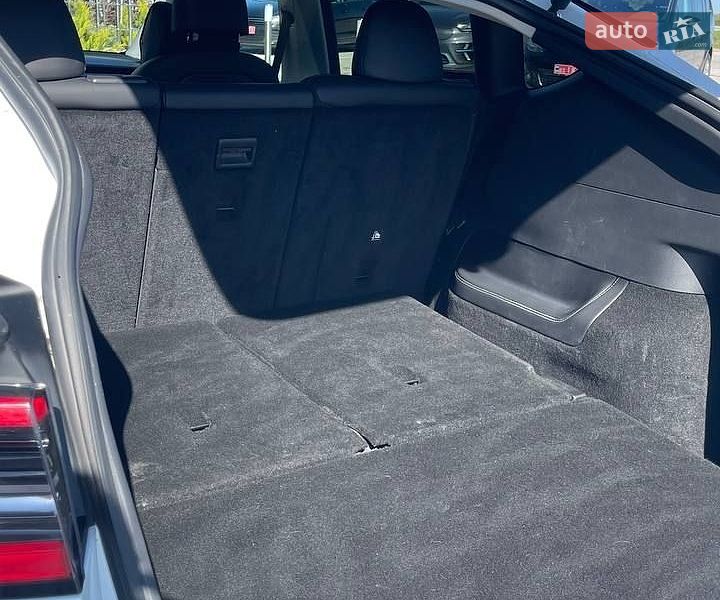 Внедорожник / Кроссовер Tesla Model Y 2023 в Звягеле