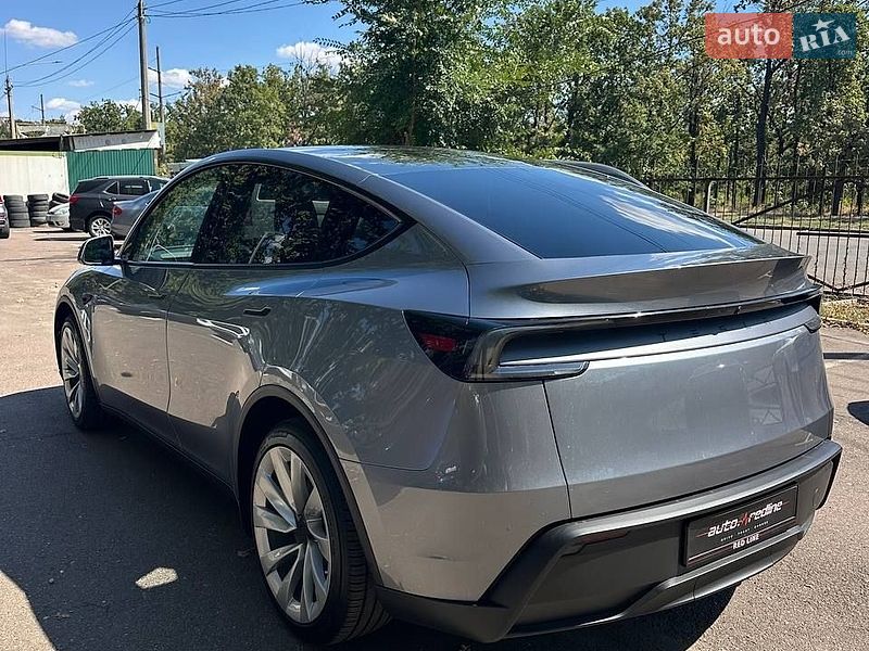 Внедорожник / Кроссовер Tesla Model Y 2025 в Николаеве фото 4 Внедорожник / Кроссовер Tesla Model Y 2025 в Николаеве
