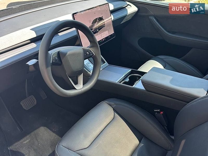 Внедорожник / Кроссовер Tesla Model Y 2025 в Николаеве фото 12 Внедорожник / Кроссовер Tesla Model Y 2025 в Николаеве
