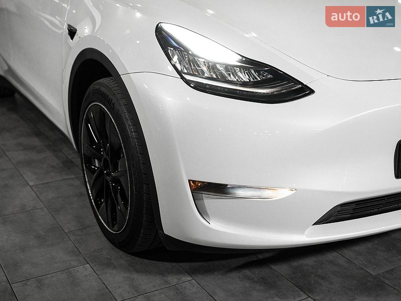 Внедорожник / Кроссовер Tesla Model Y 2023 в Одессе