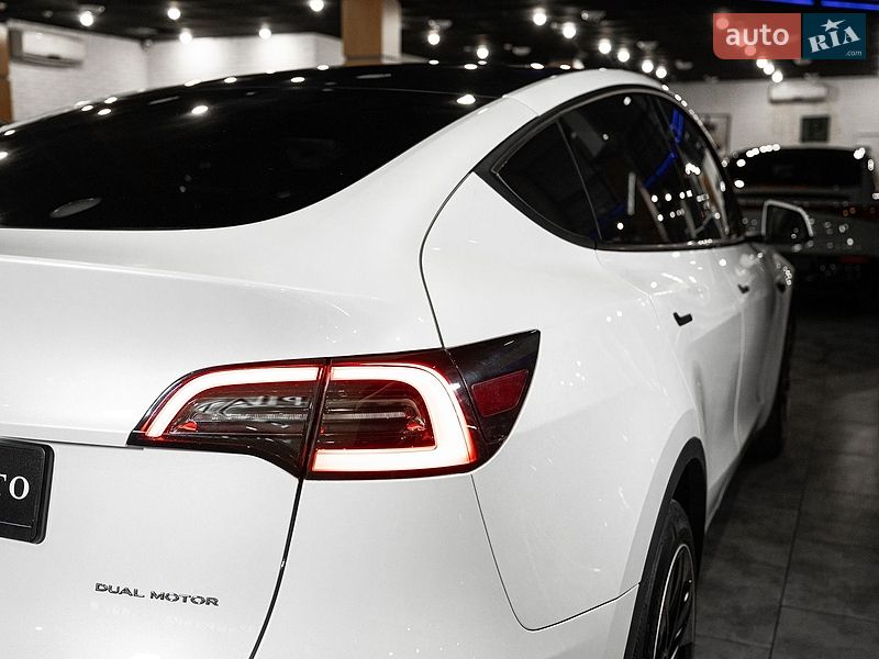 Внедорожник / Кроссовер Tesla Model Y 2023 в Одессе