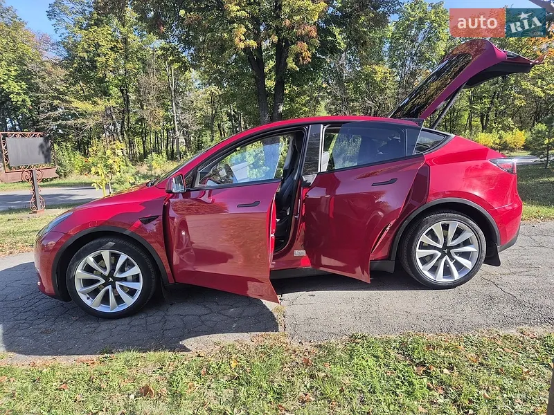 Tesla Model Y 2022