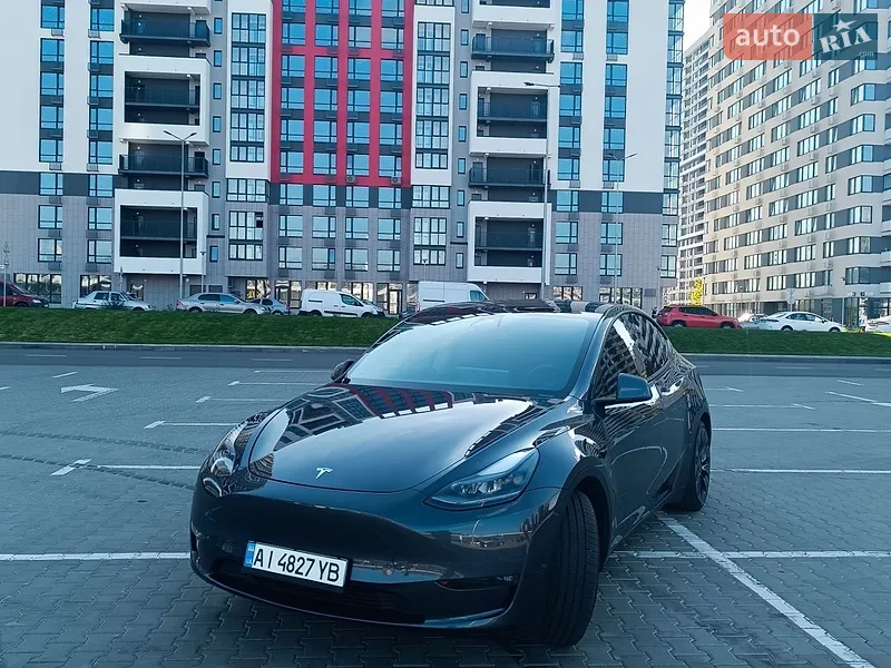 Tesla Model Y