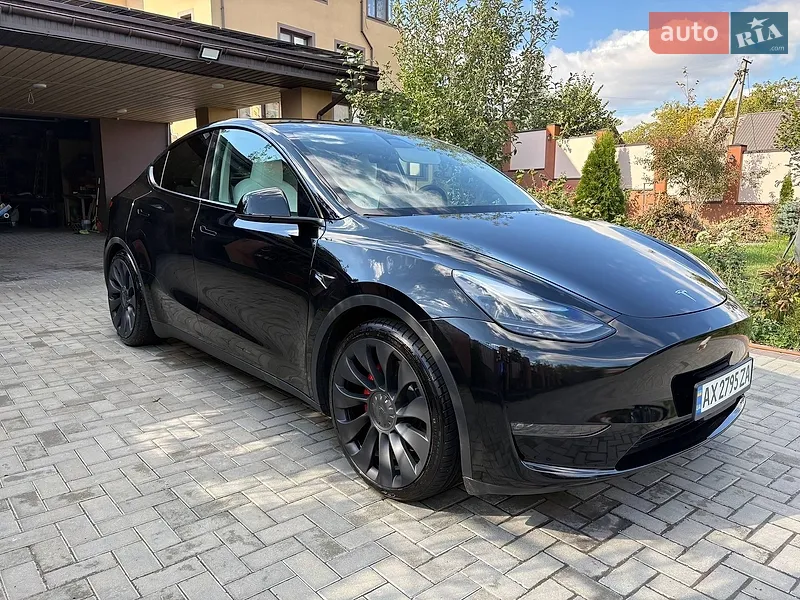 Tesla Model Y