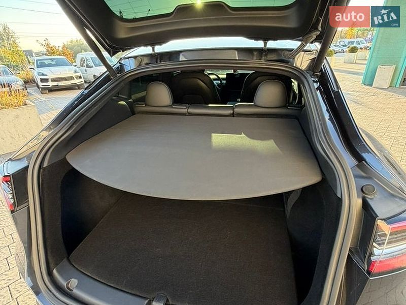 Позашляховик / Кросовер Tesla Model Y 2024 в Львові