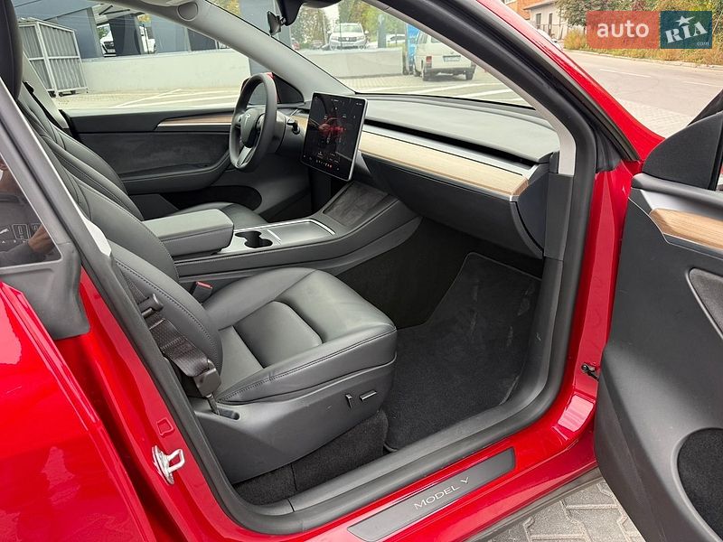 Внедорожник / Кроссовер Tesla Model Y 2023 в Виннице