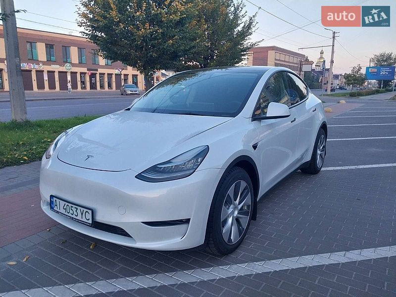 Позашляховик / Кросовер Tesla Model Y 2021 в Києві фото 10 Позашляховик / Кросовер Tesla Model Y 2021 в Києві