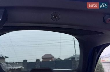 Внедорожник / Кроссовер Tesla Model Y 2023 в Ровно