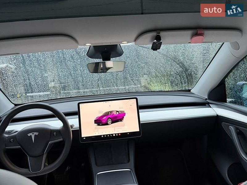 Внедорожник / Кроссовер Tesla Model Y 2023 в Ровно