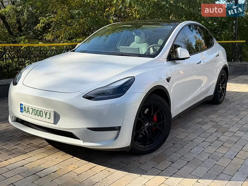 Tesla Model Y