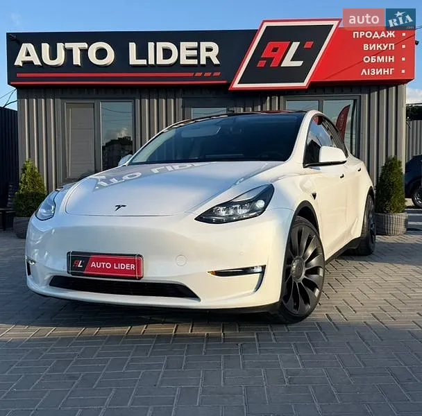 Tesla Model Y