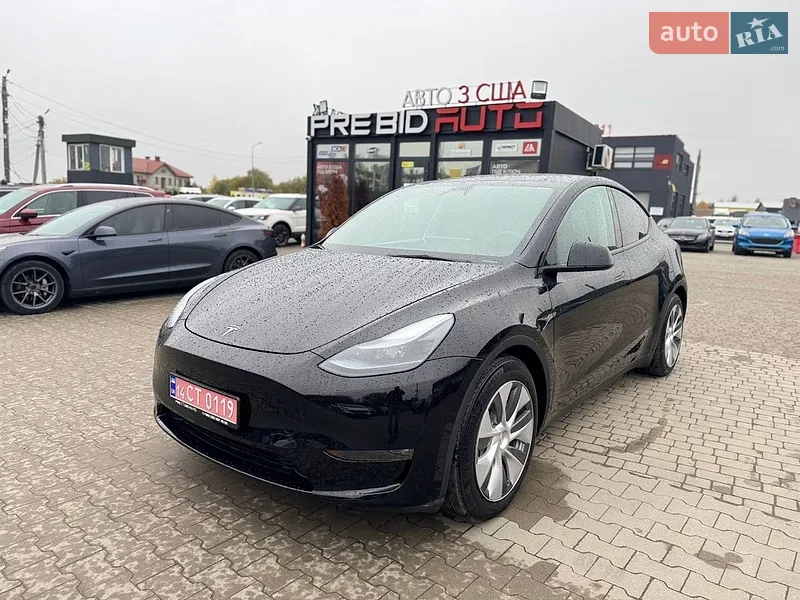 Tesla Model Y