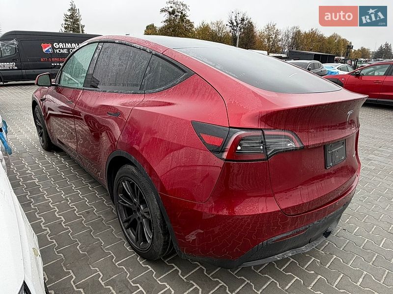 Внедорожник / Кроссовер Tesla Model Y 2025 в Львове