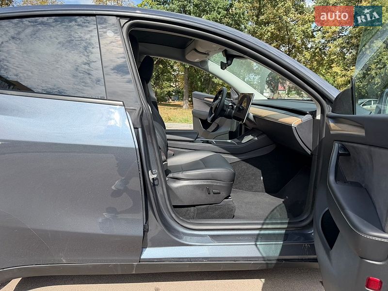 Внедорожник / Кроссовер Tesla Model Y 2022 в Виннице