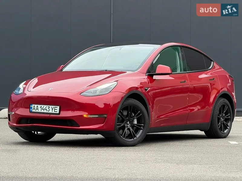Tesla Model Y
