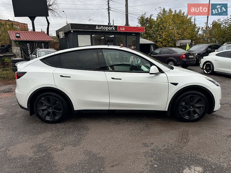 Внедорожник / Кроссовер Tesla Model Y 2022 в Виннице