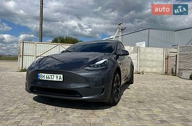 Позашляховик / Кросовер Tesla Model Y 2021 в Одесі фото 3 Позашляховик / Кросовер Tesla Model Y 2021 в Одесі