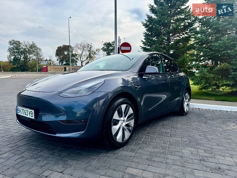 Внедорожник / Кроссовер Tesla Model Y 2023 в Одессе