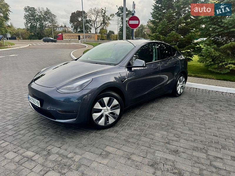 Внедорожник / Кроссовер Tesla Model Y 2023 в Одессе