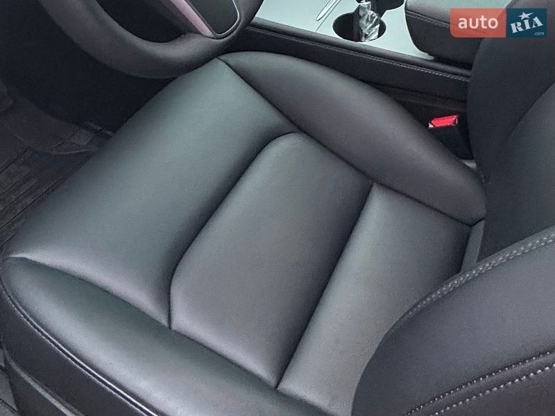 Внедорожник / Кроссовер Tesla Model Y 2023 в Измаиле