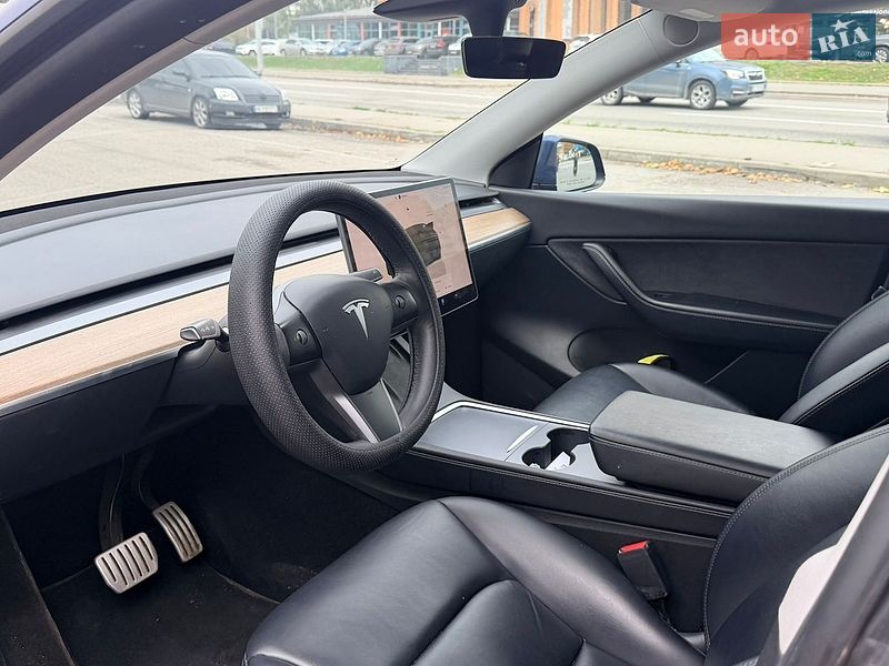 Позашляховик / Кросовер Tesla Model Y 2022 в Дніпрі