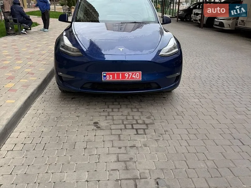 Tesla Model Y