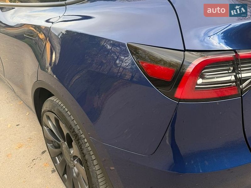 Позашляховик / Кросовер Tesla Model Y 2023 в Самборі
