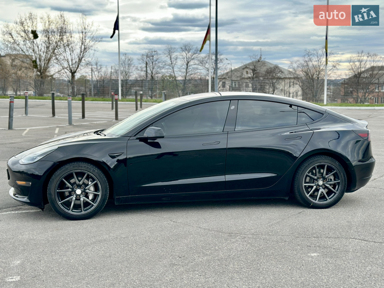 2018 Tesla Model 3 - мініатюра 28