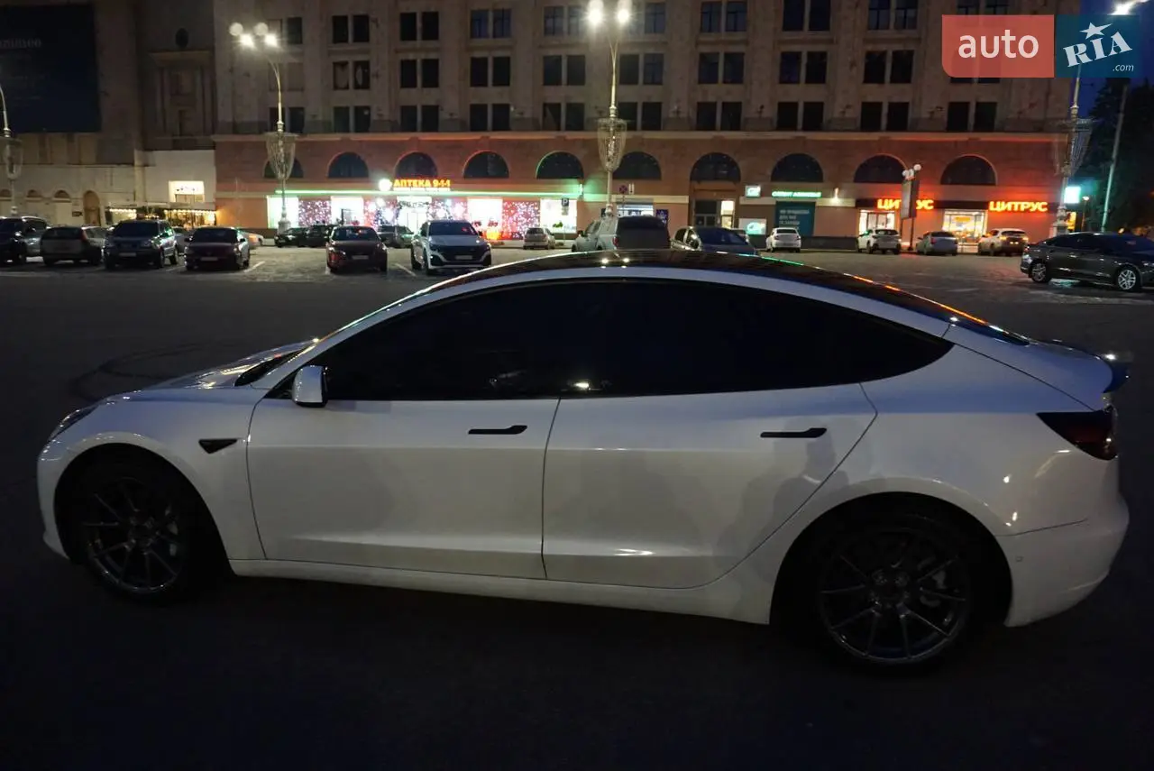 2021 Tesla Model 3 - мініатюра 30