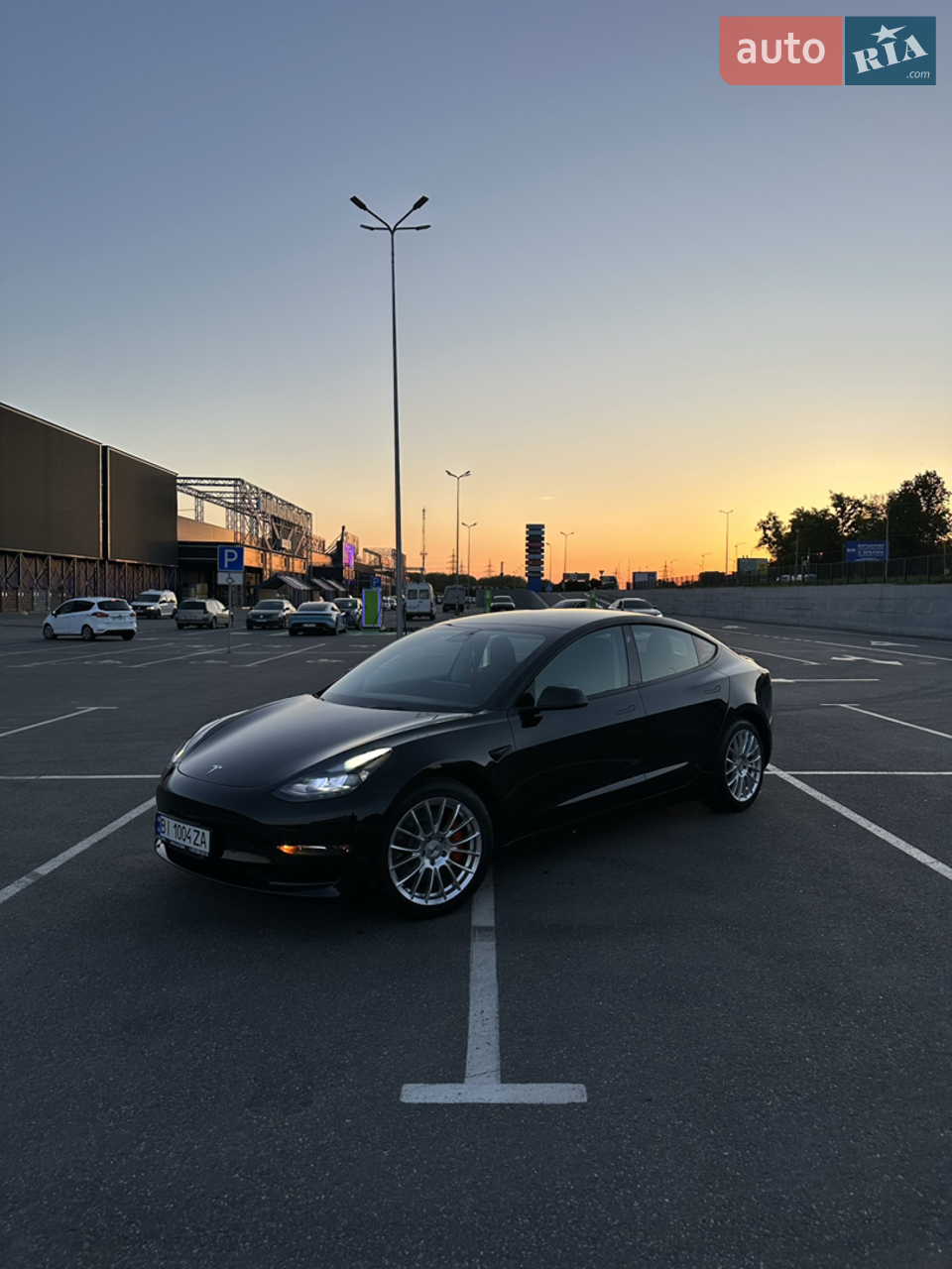 2022 Tesla Model 3 - мініатюра 8