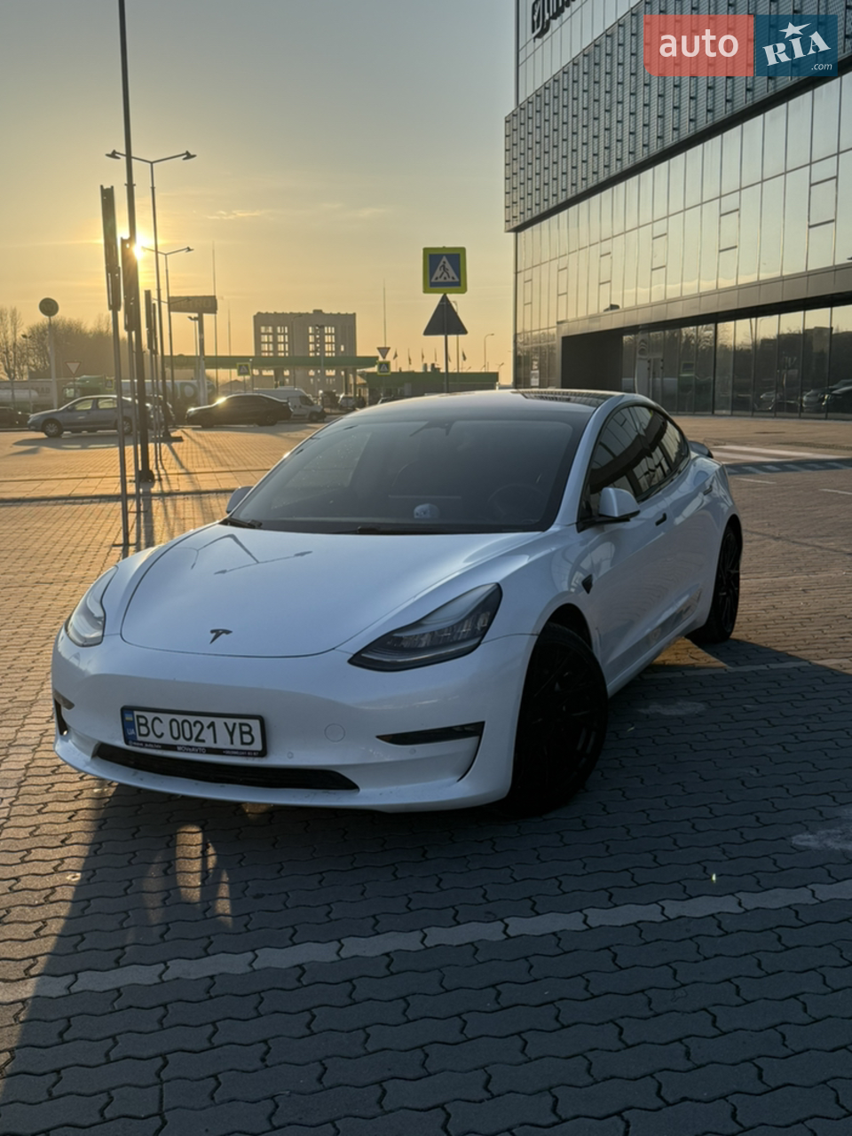 2018 Tesla Model 3 - мініатюра 24