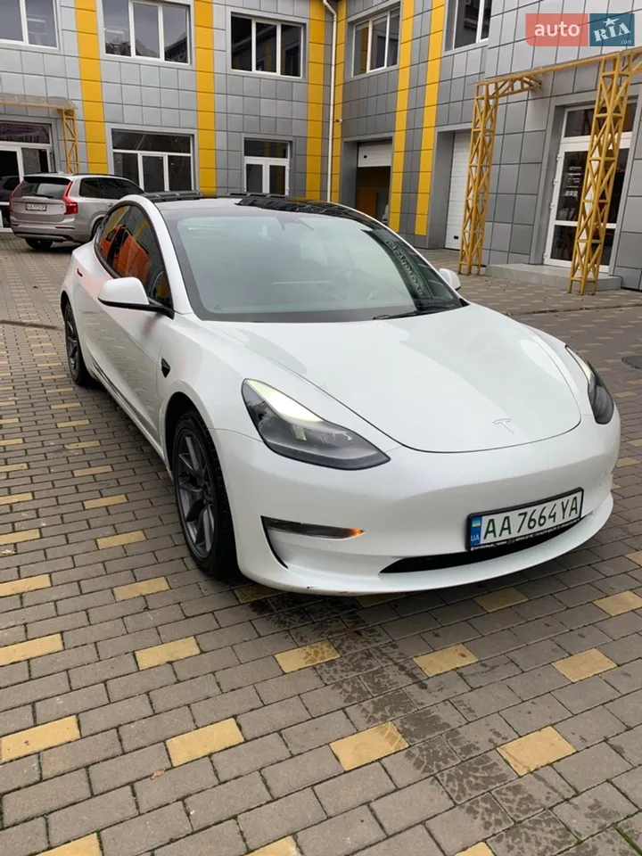 2022 Tesla Model 3 - мініатюра 4