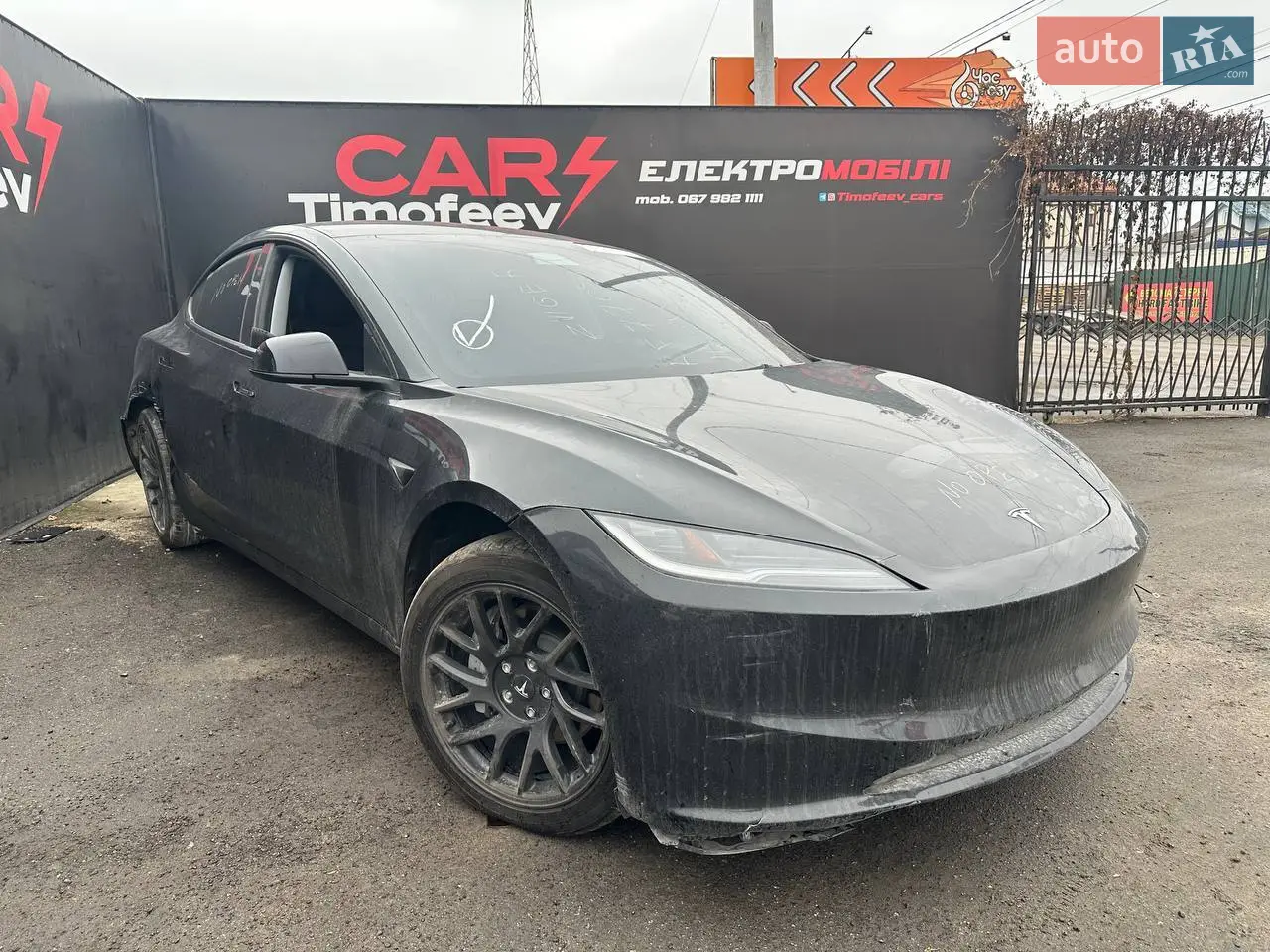 2025 Tesla Model 3 - мініатюра 21