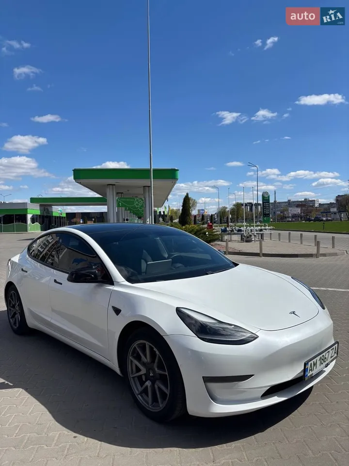 2021 Tesla Model 3 - мініатюра 9