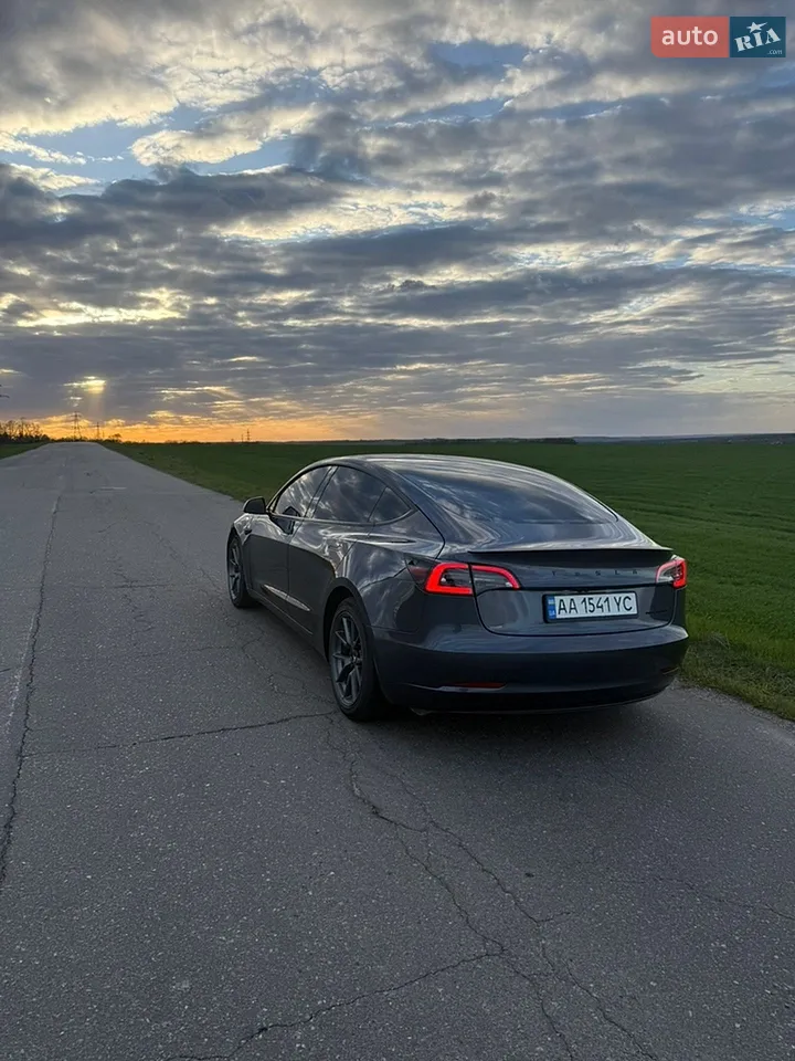 2022 Tesla Model 3 - мініатюра 23