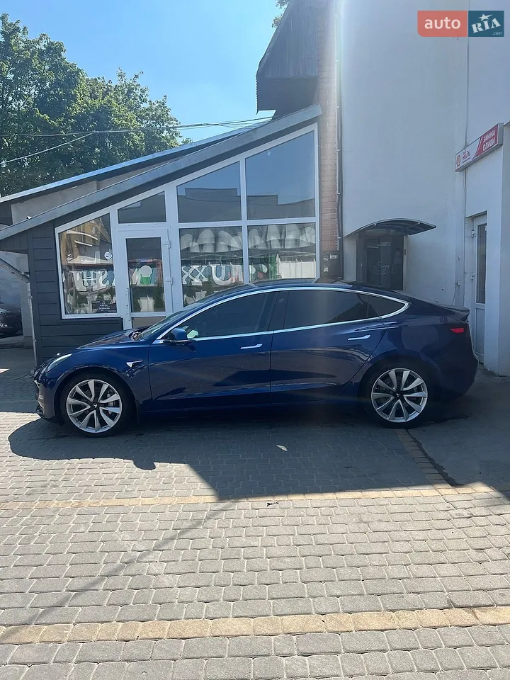 2019 Tesla Model 3 - мініатюра 10