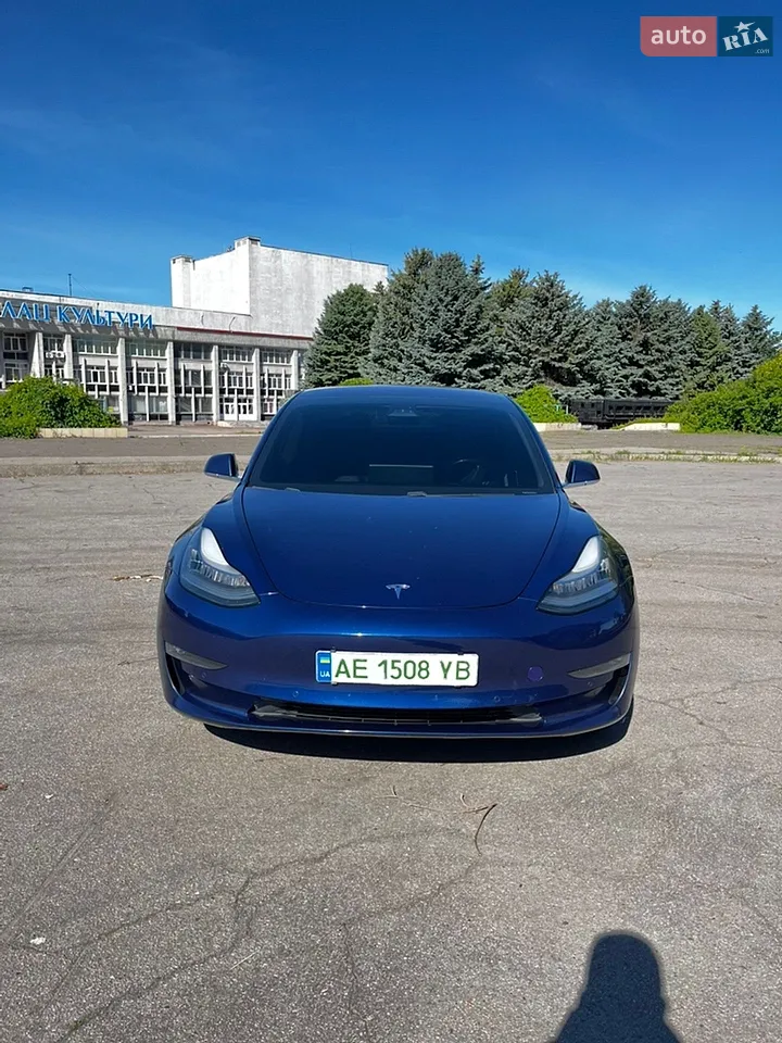 2018 Tesla Model 3 - мініатюра 10