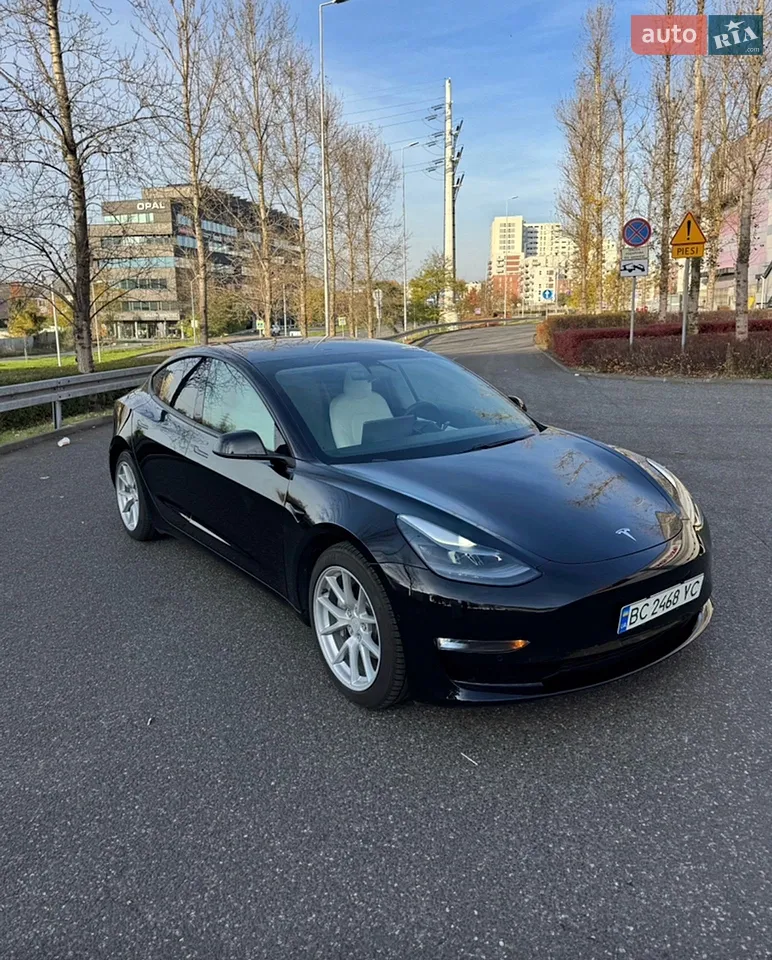 2021 Tesla Model 3 - мініатюра 26
