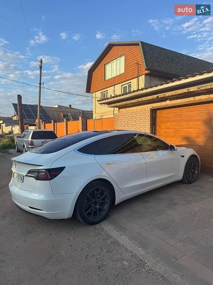 2018 Tesla Model 3 - мініатюра 12