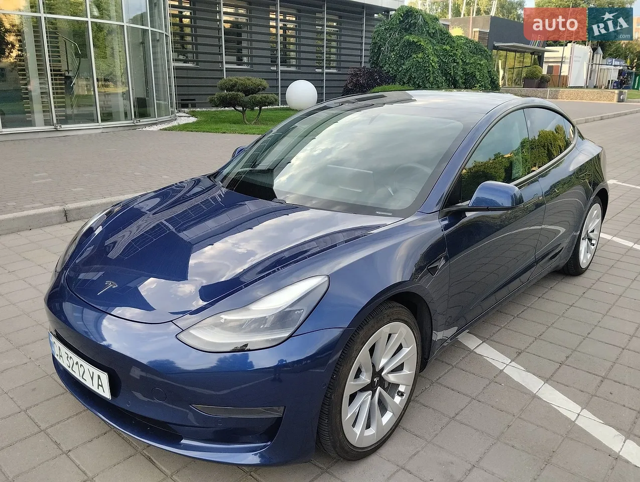 2021 Tesla Model 3 - мініатюра 19