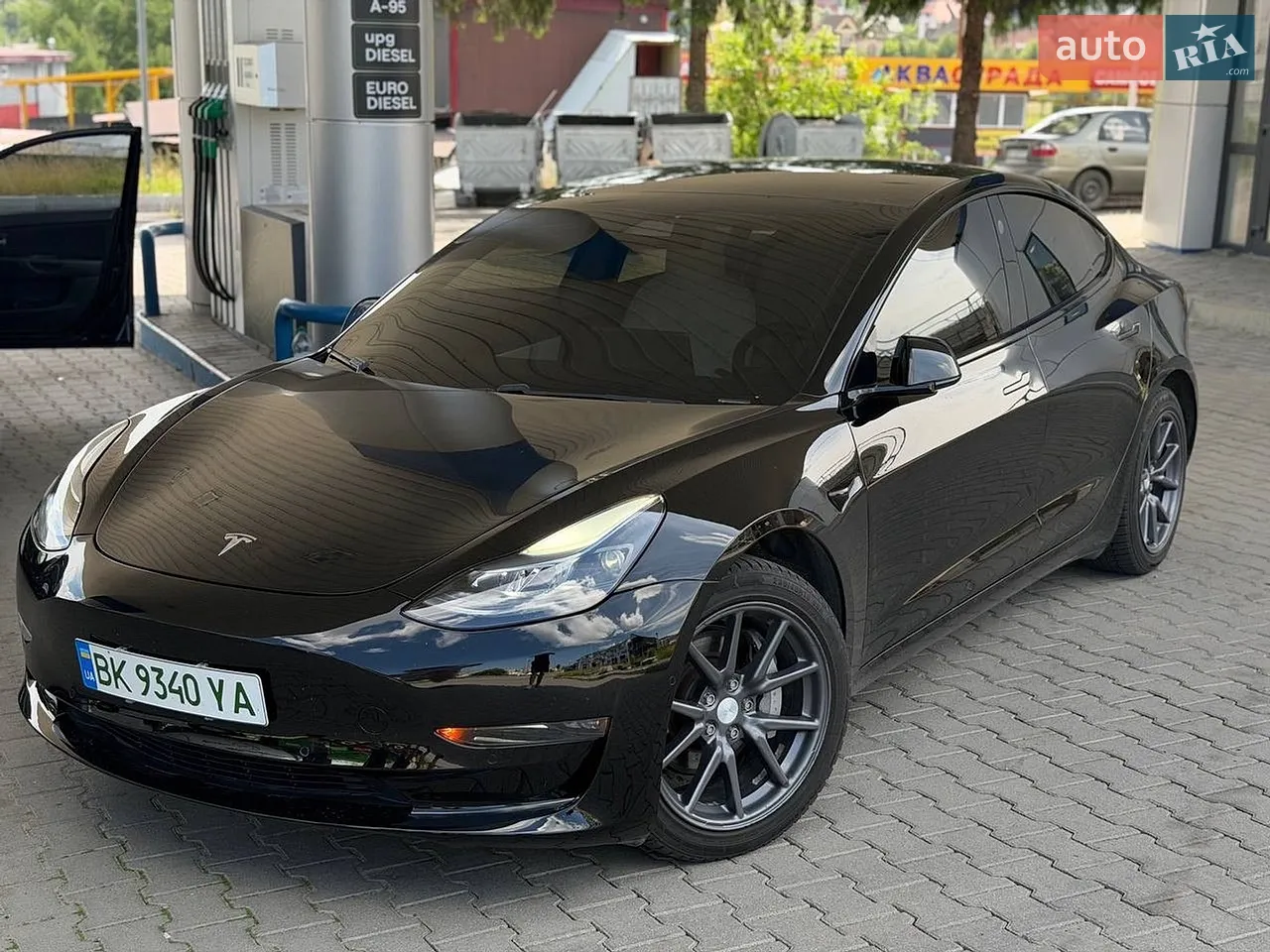 2020 Tesla Model 3 - мініатюра 18