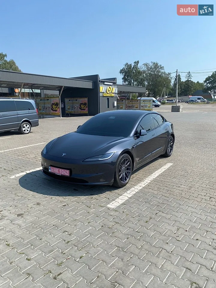 2025 Tesla Model 3 - мініатюра 36