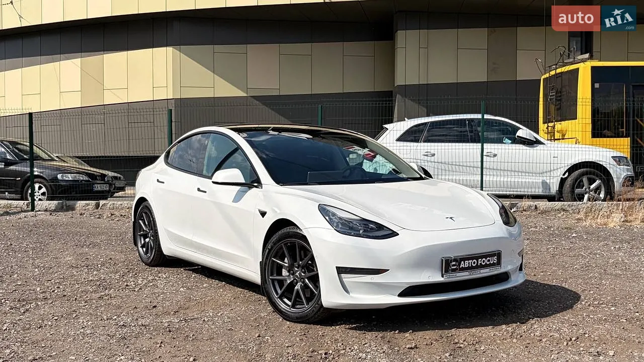 2021 Tesla Model 3 - мініатюра 32